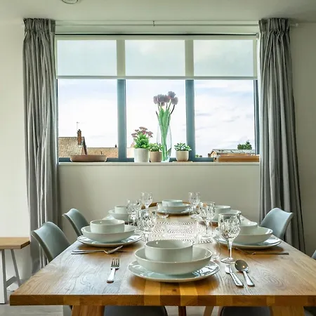 The Loft At St. John's Daire